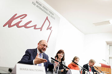 New FES Chairman Martin Schulz and Secretary-General Sabine Fandrych in Vienna